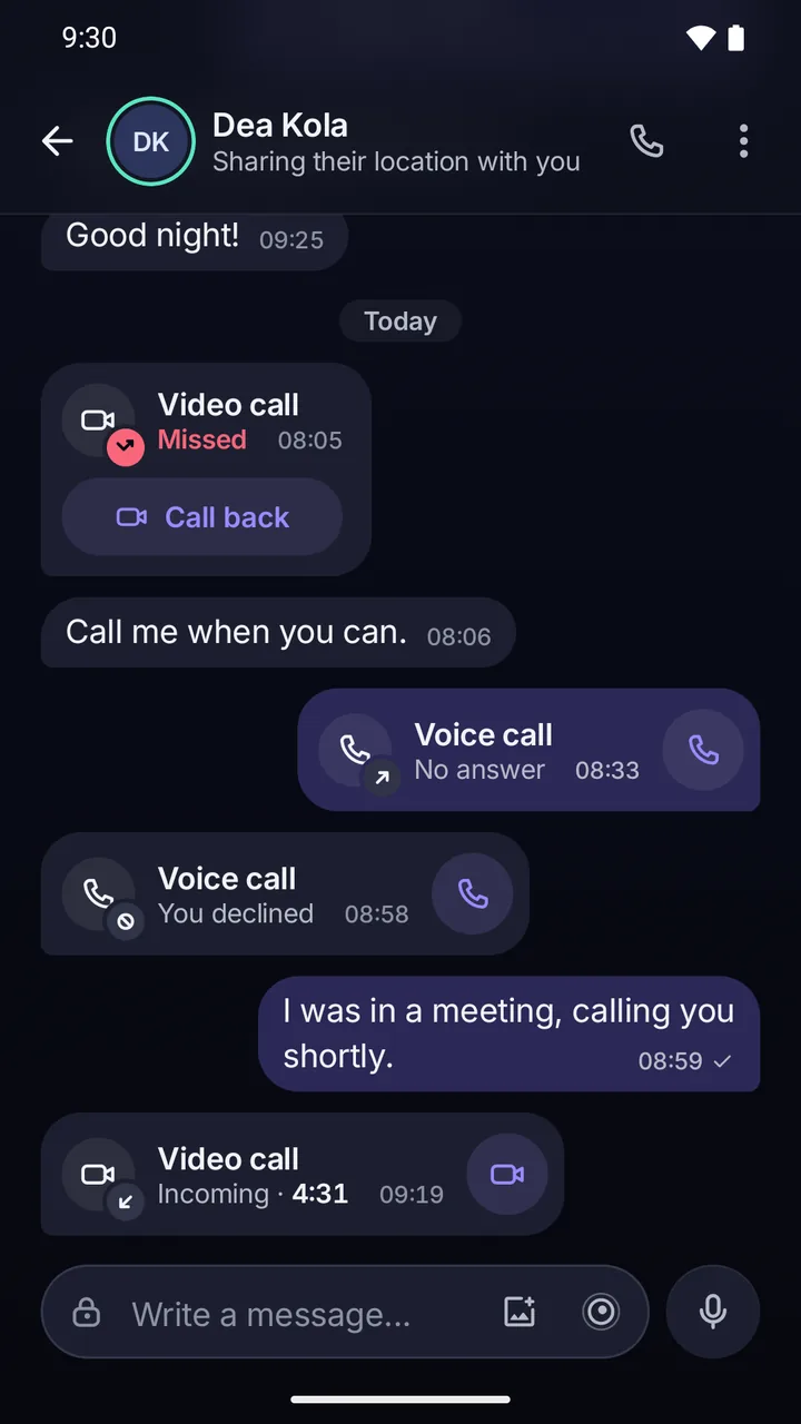 Chat with Dea Kola: calls appear as rows in the chat, including a missed call with Call back.