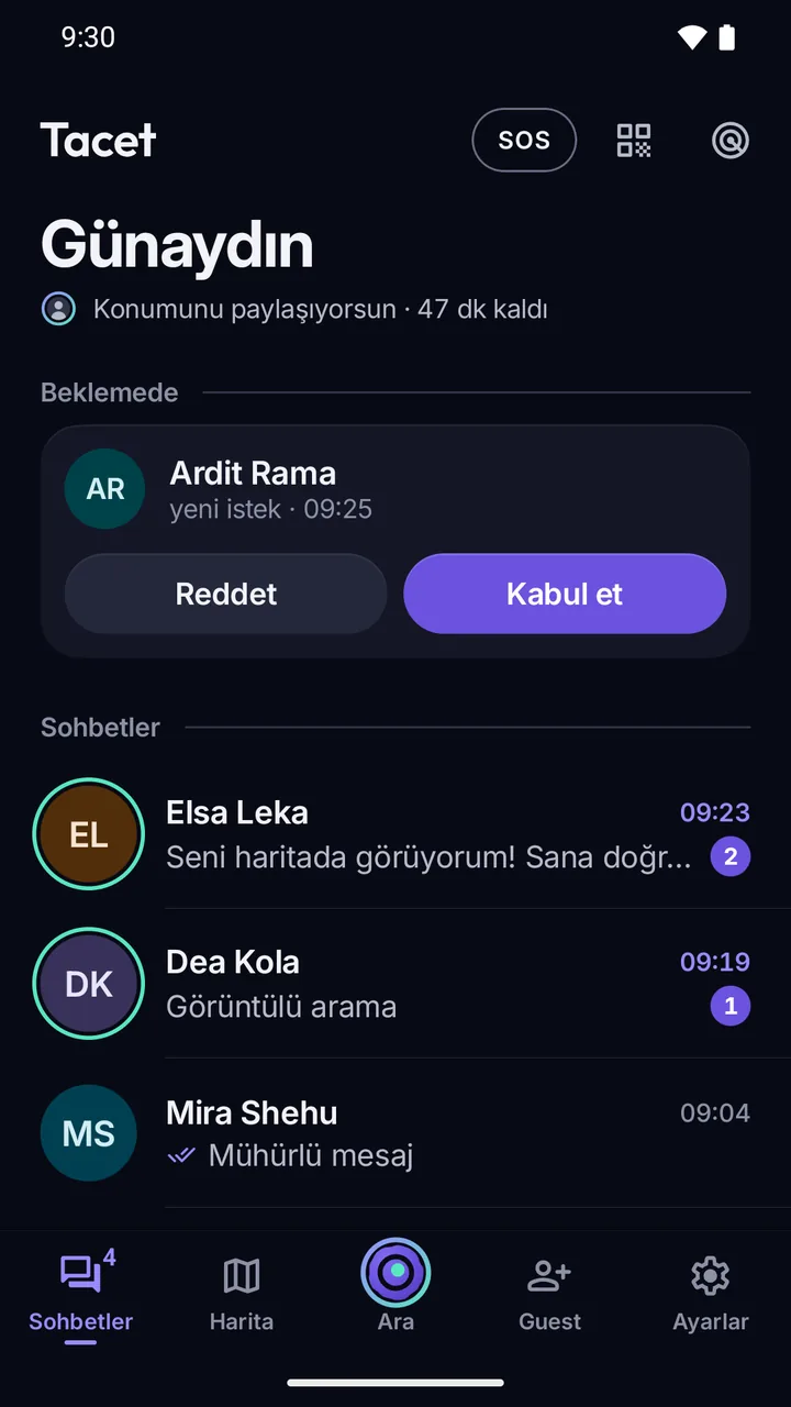 Uygulamanın ana ekranı: Reddet ve Kabul et düğmeleriyle bekleyen yeni bir istek ve önizlemesi “Mühürlü mesaj” ile “Görüntülü arama” olan sohbetler.