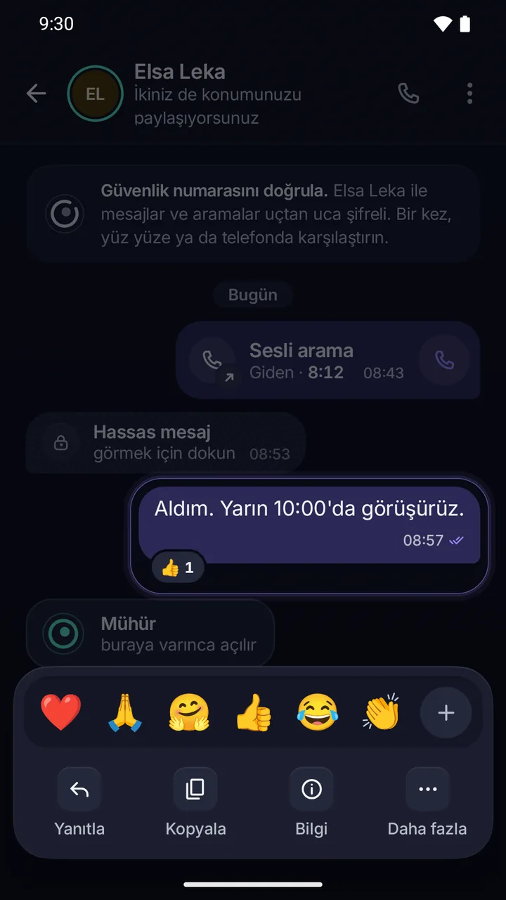 Eylem sayfası: ilk satırda tepkiler, ardından Yanıtla, Kopyala, Çevir, Mesaj bilgisi ve Mesajı sil.